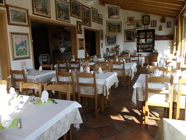 Al Fogolar Hotel Villa Santina Luaran gambar