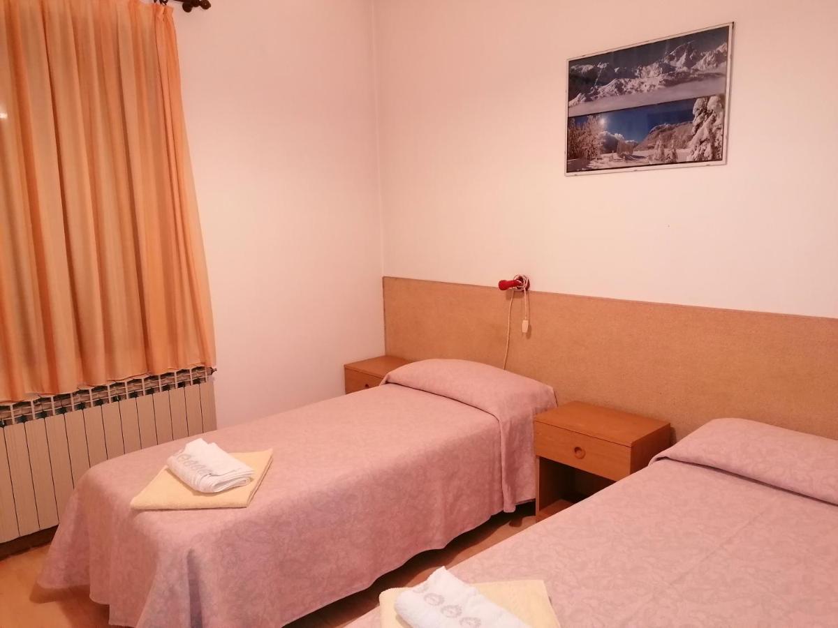 Al Fogolar Hotel Villa Santina Luaran gambar