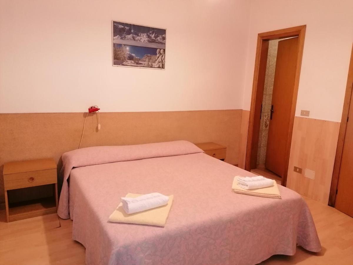 Al Fogolar Hotel Villa Santina Luaran gambar