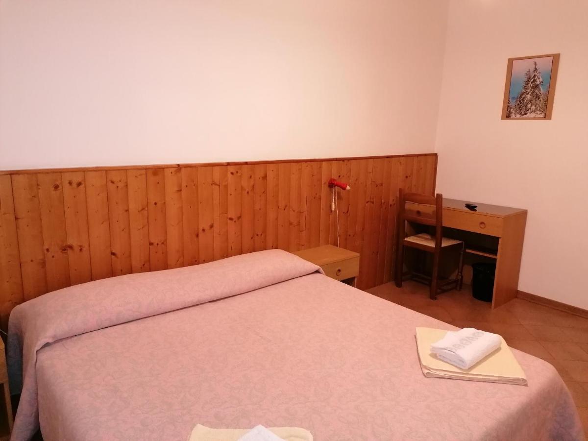 Al Fogolar Hotel Villa Santina Luaran gambar