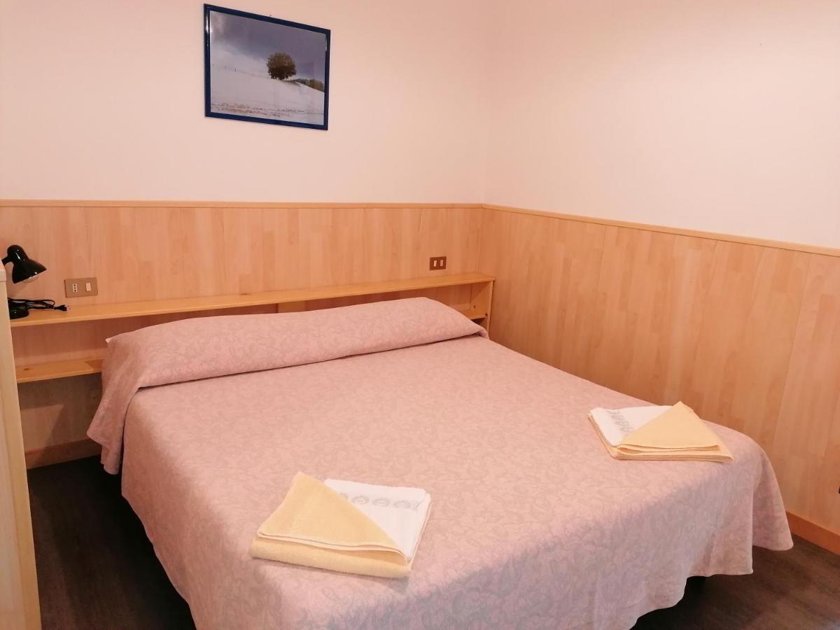 Al Fogolar Hotel Villa Santina Luaran gambar